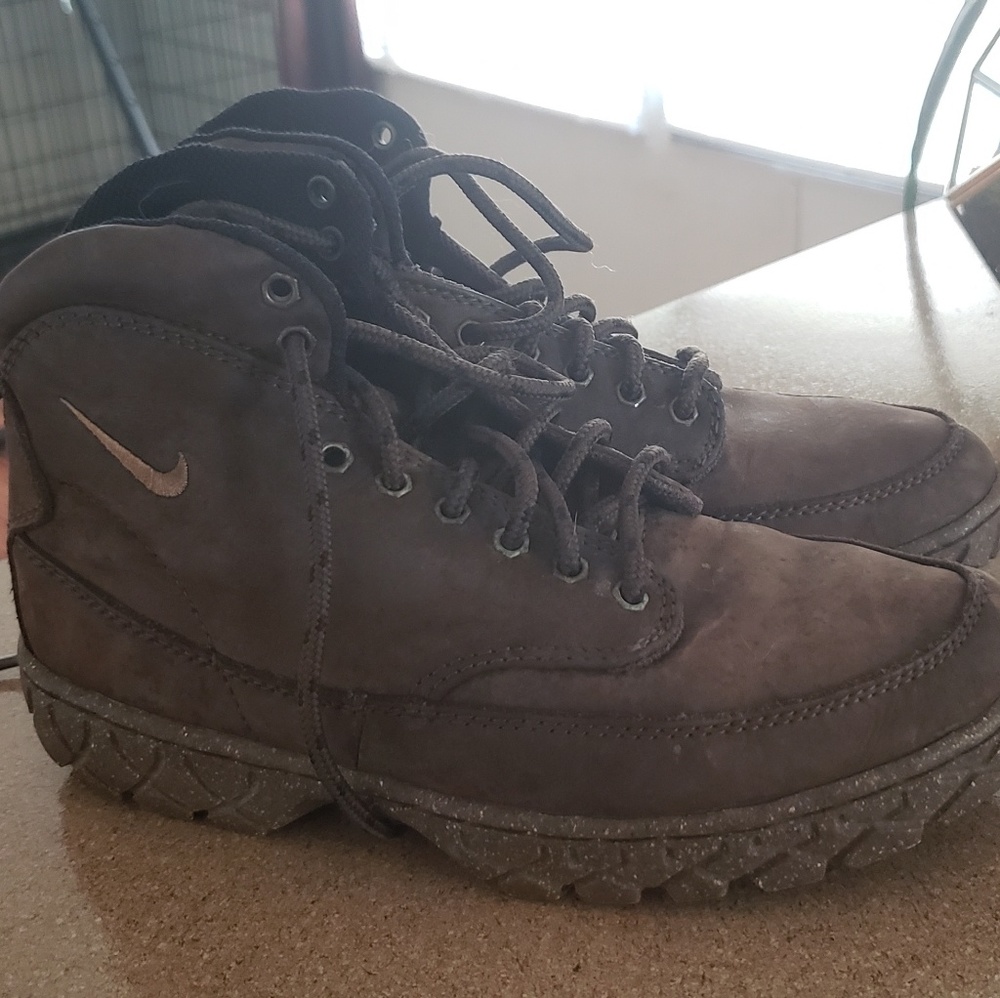 Vintage 90's Nike ACG Regrind Hiking Boots